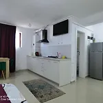 Апартаменты Garsoniera De La Mare Мангалия