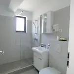 Garsoniera De La Mare Μανγκάλια